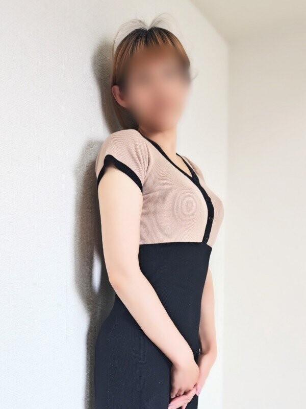 望月 初美(39)