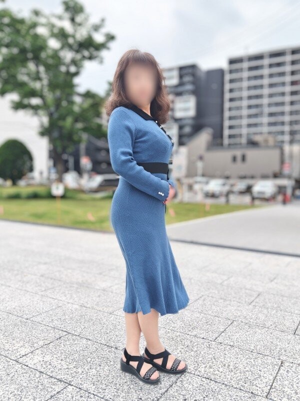 横山 しのぶ(55)