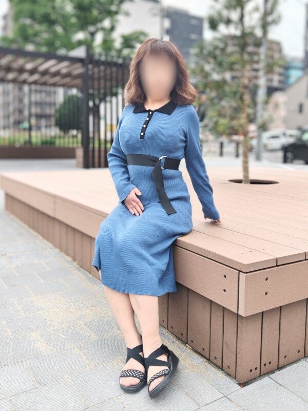 横山 しのぶ(55)