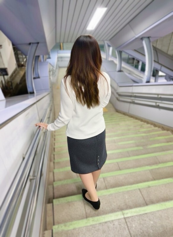 紡木 まゆり(42)