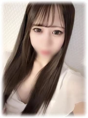 ユリ(23)