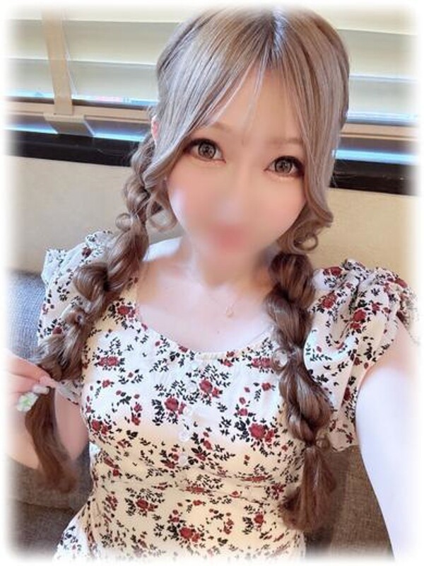 マオ(25)