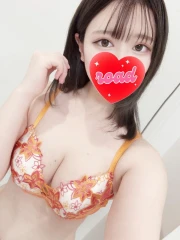 みり(23)