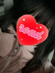 れい(20)