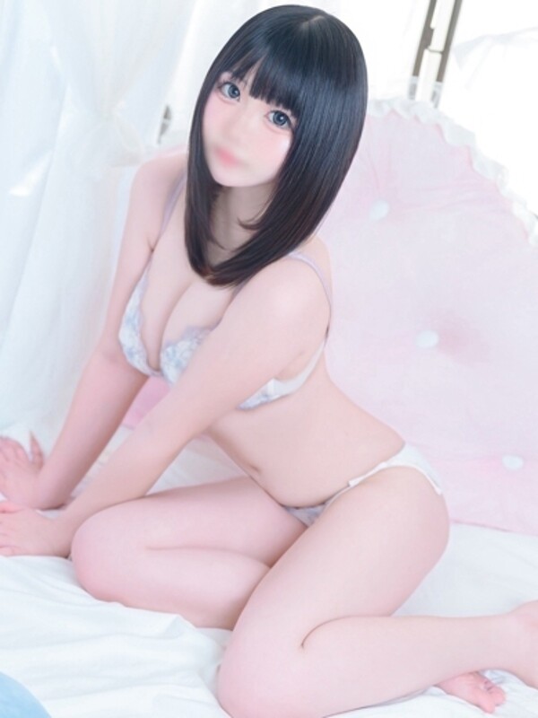 なな(19)