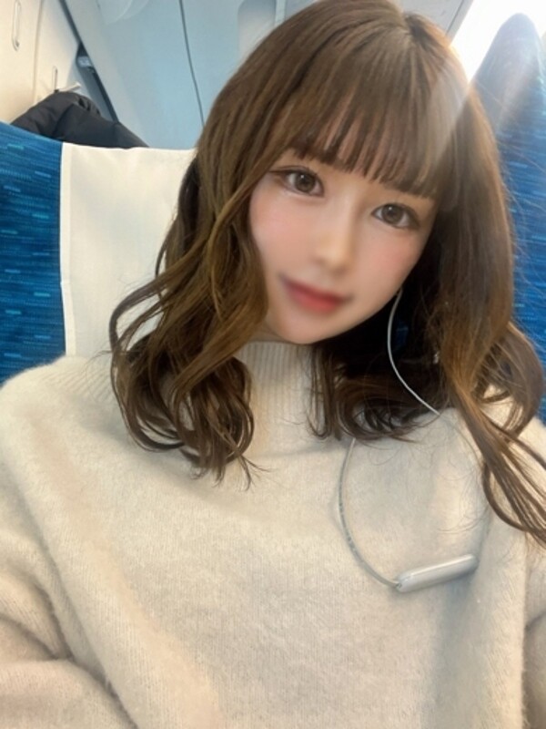 しほ(18)