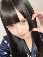みな(20)