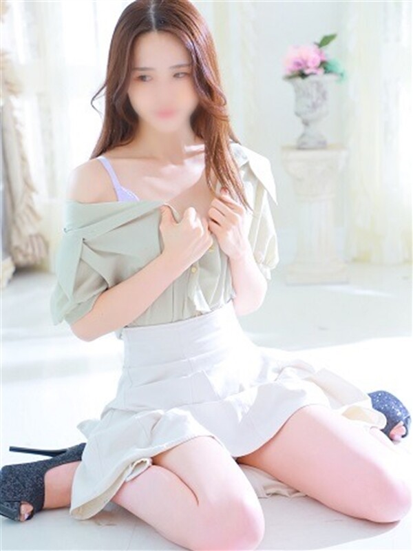 まりな(25)