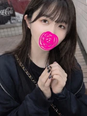 しろ(25)