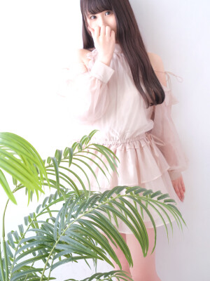 あや(27)