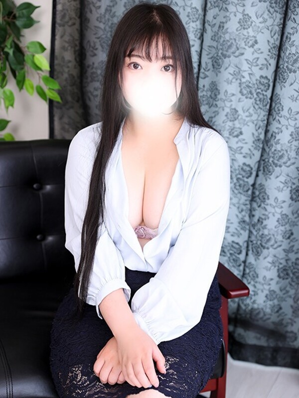 黒崎ななみ(27)