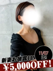 瀬名まるこ(32)