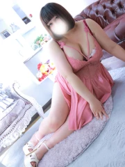 美咲【みさき】(27)