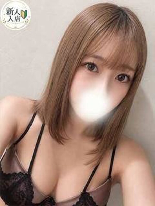すず(22)