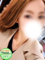 みさ(28)