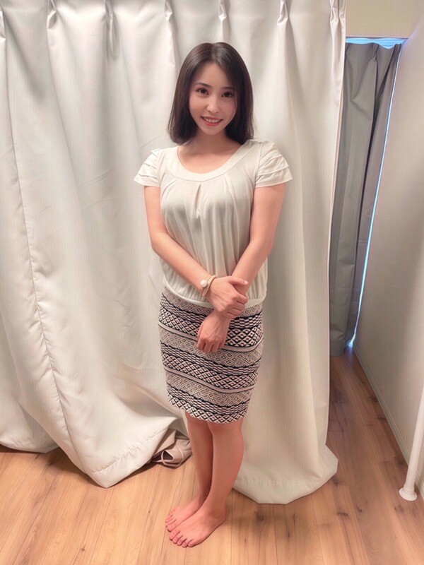 レナ(36)