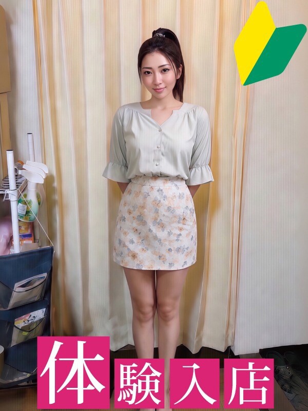 ゆり(28)