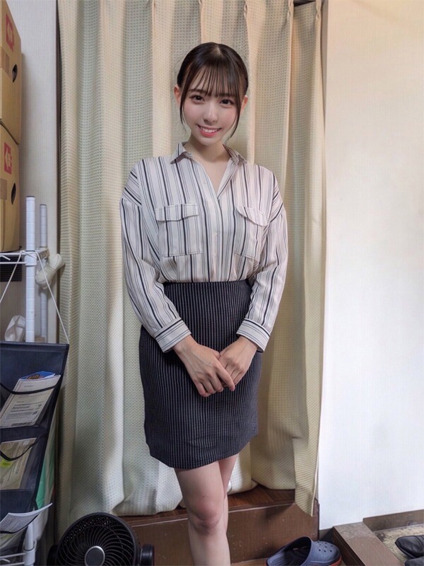 まな(29)