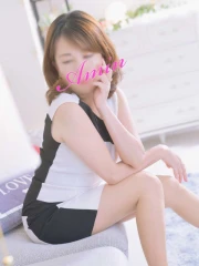あみん(48)