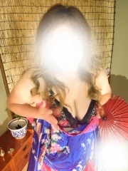 リアナ(42)