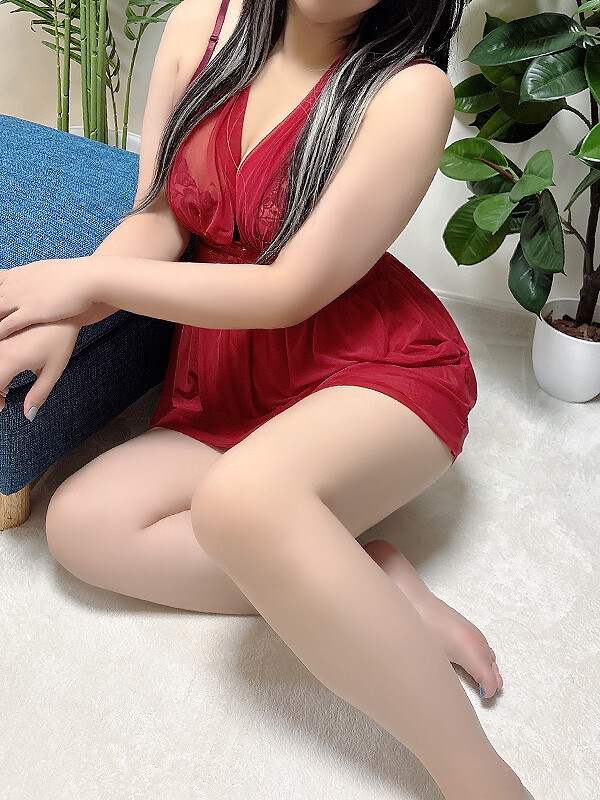 モナカ(40)