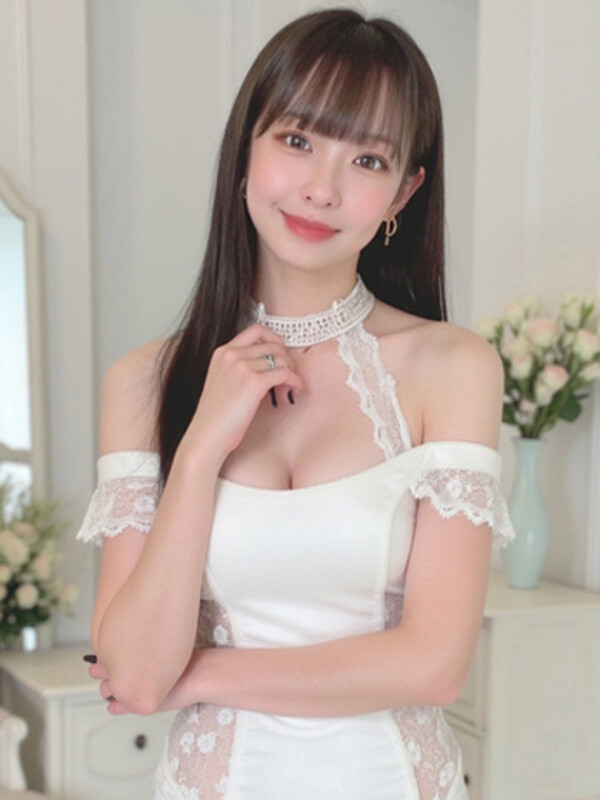 えれな(22)
