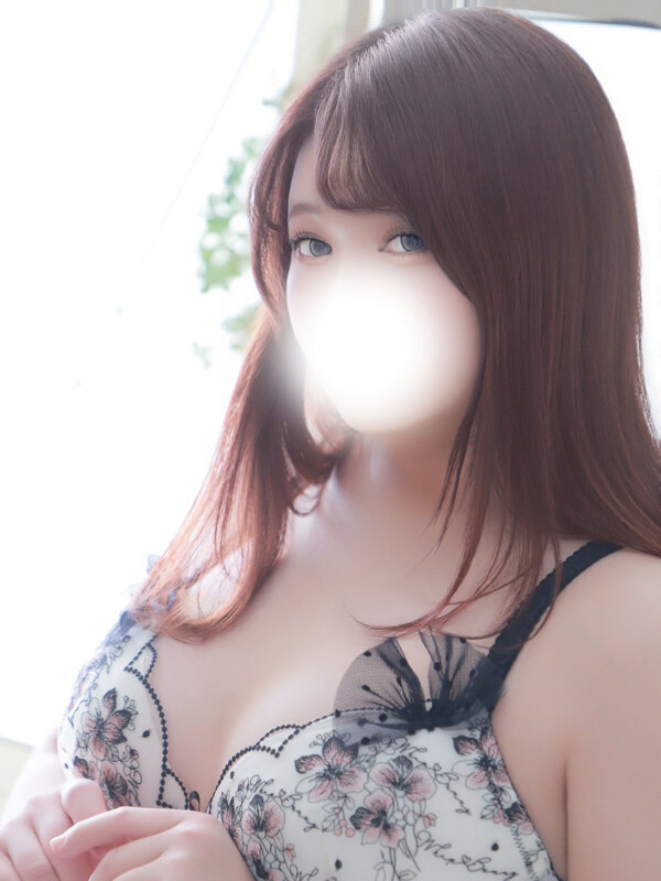 はる(25)