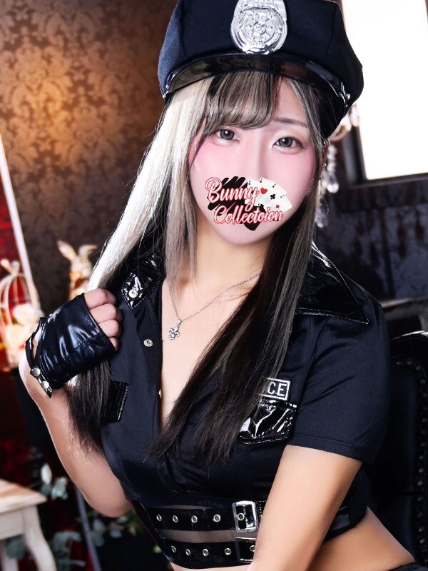 ニコ(23)