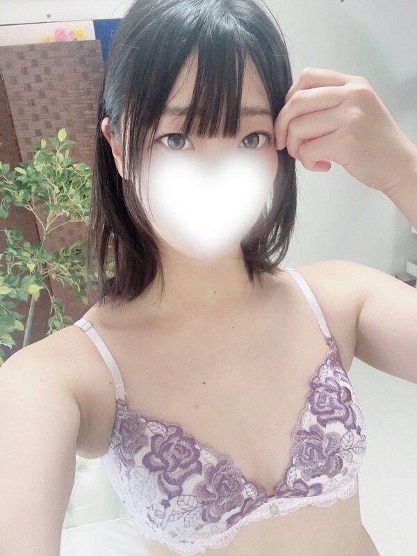 あや