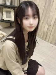 なな(19)