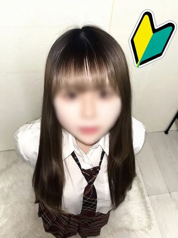 めい(21)