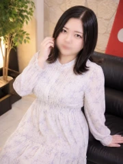 えみりちゃん(21)