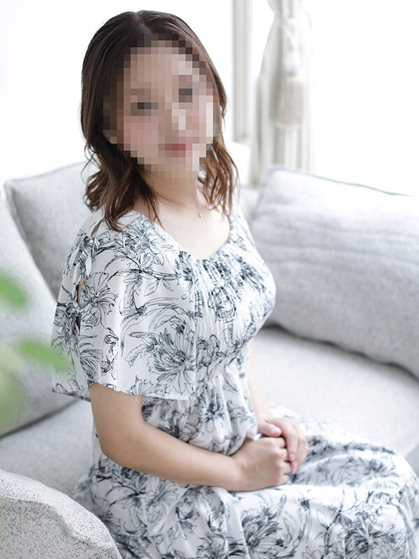 安田せいな