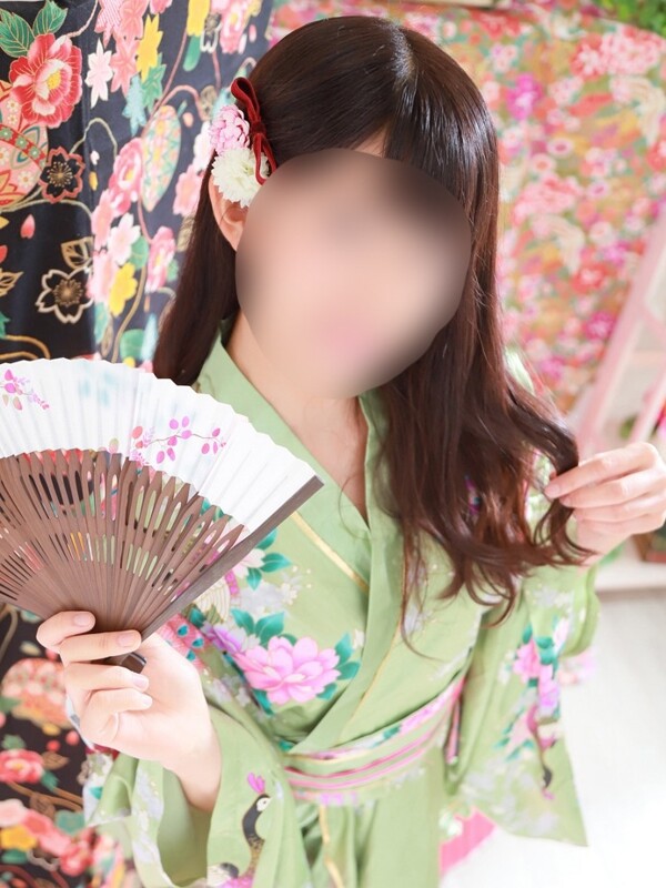 まいこ(24)