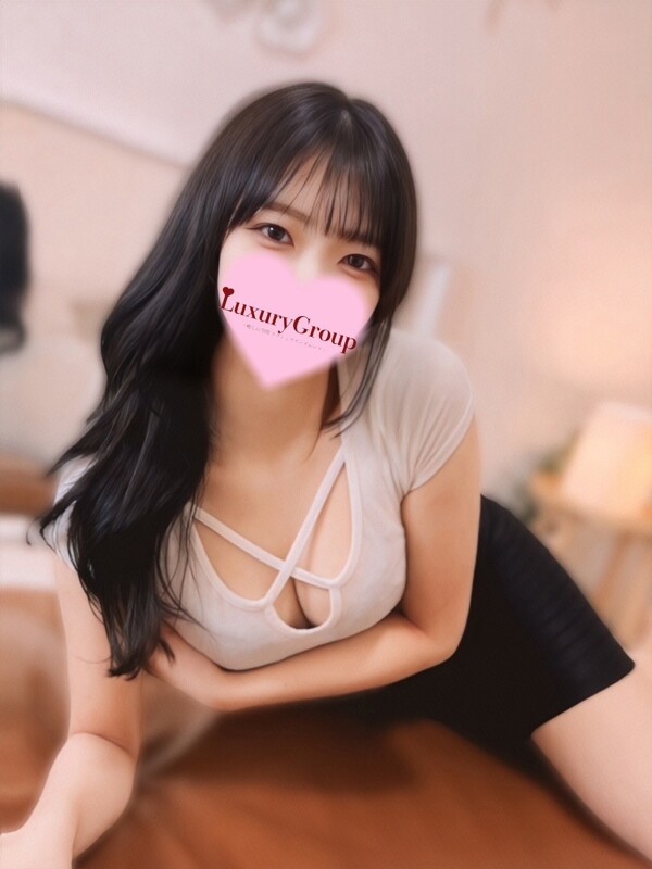 すず(20)