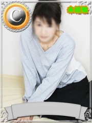 りえ(50)