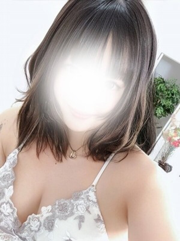 伊崎　もえ