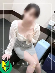 りり(22)