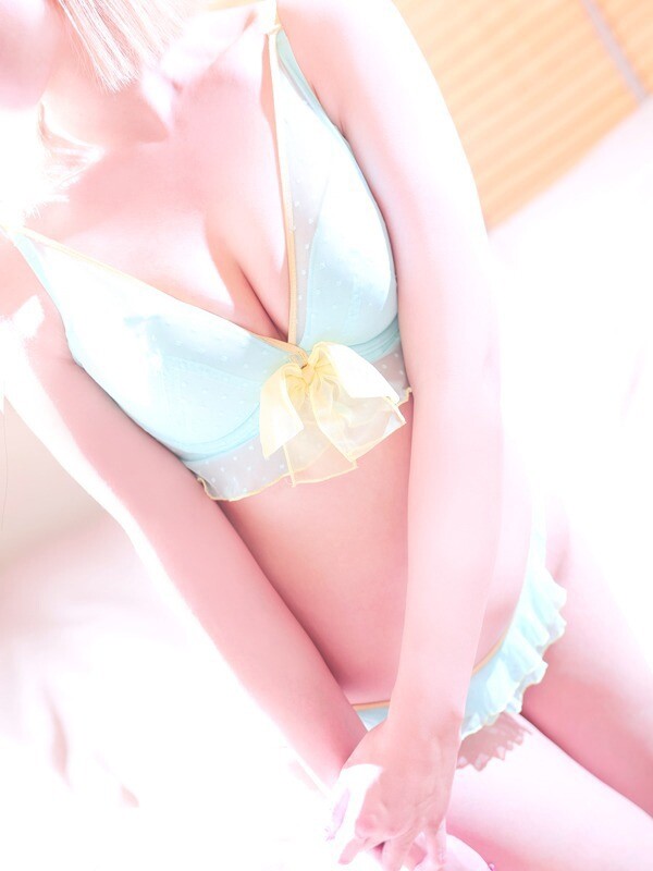 りのん(21)