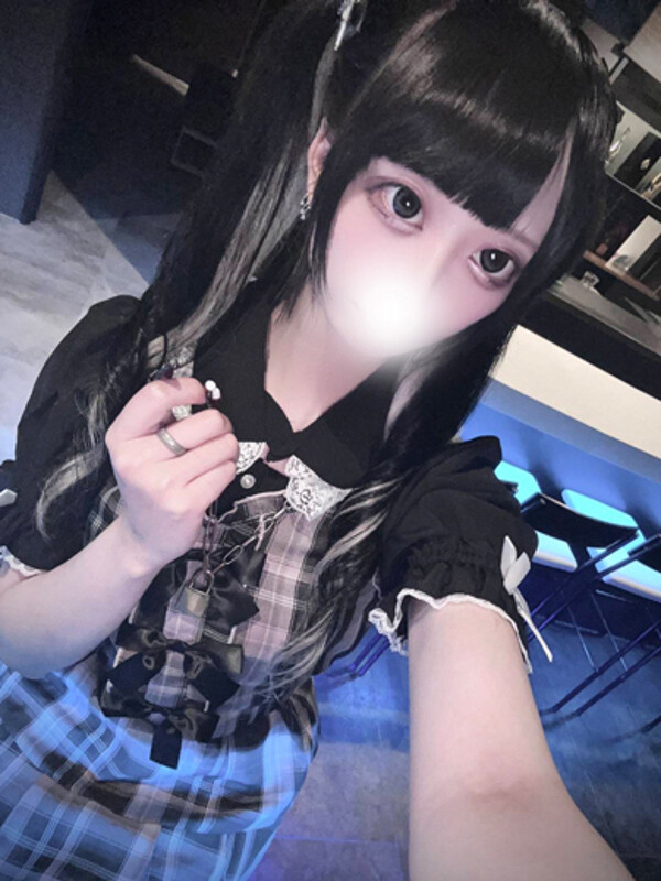 り　る