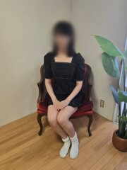 ミスアンドミセス Miss＆Mrs 愛里(あいり)(19)