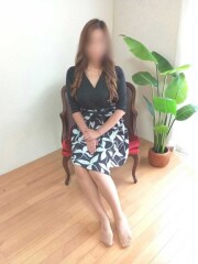 ミスアンドミセス Miss＆Mrs 香（かおり）(42)