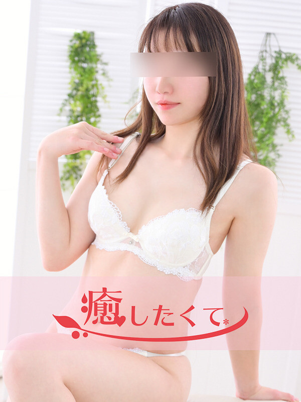 小春ひより