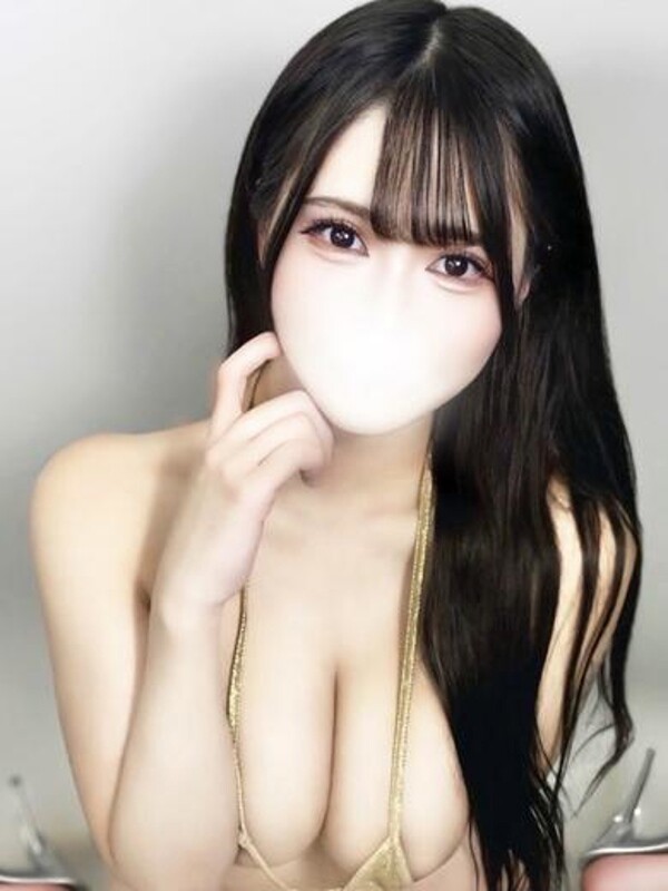 なつ(21)