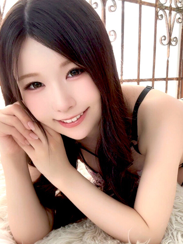 みなみ(24)