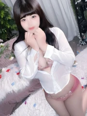 アクアマリン りん(22)