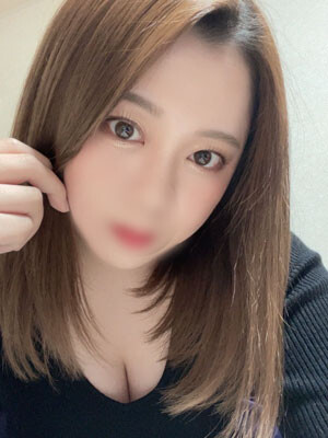 あい(23)