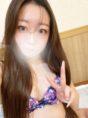 アクアマリン みりな(22)