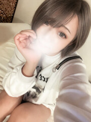 アクアマリン ゆずき(24)