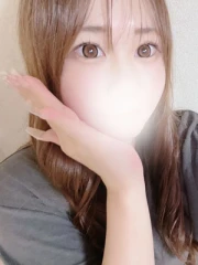 ゆら(23)